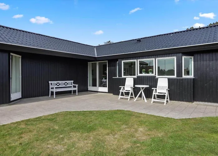 Lk2197-lokken-molleager-1 * Løkken